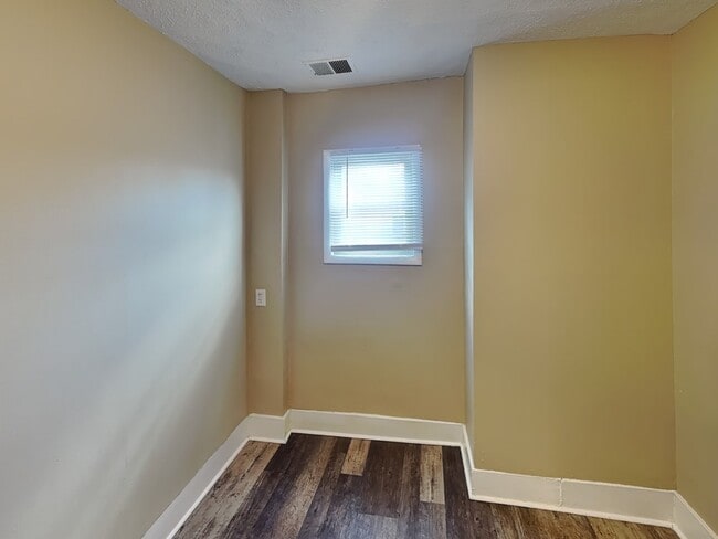 Building Photo - 69 McMillen Ave-69