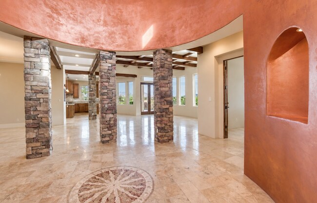 Building Photo - 3022 Lookout Ridge Dr