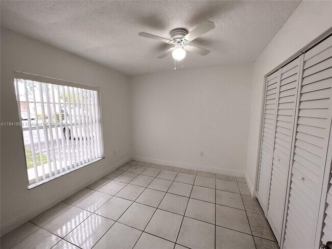 Building Photo - 11341 SW 63rd Terrace