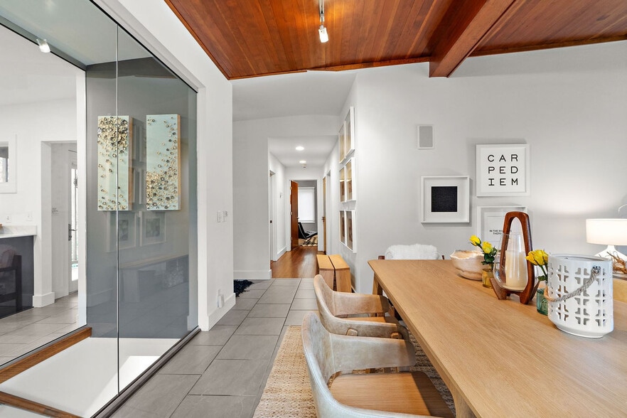 Building Photo - 5052 Logan Ave S