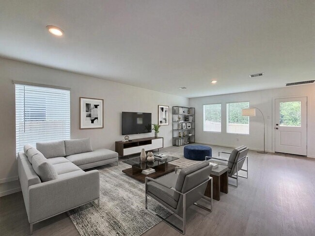 Building Photo - 25588 Rose Creek Dr