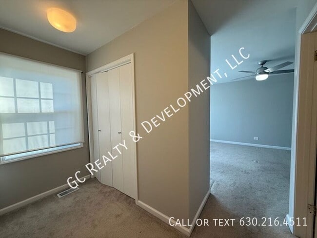 Building Photo - 344 Boulder Dr