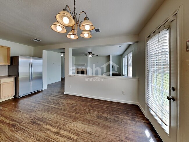 Building Photo - 15431 Kellerwood Dr