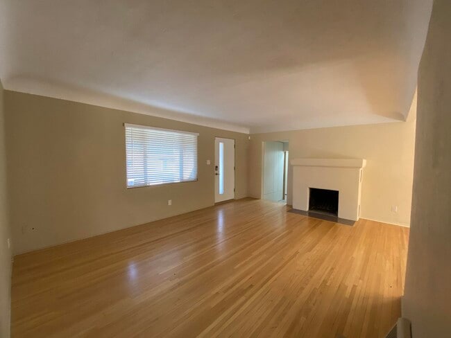 Building Photo - 4614 Idlewilde Ln SE