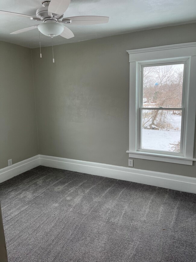 Building Photo - 1227 W 22nd St