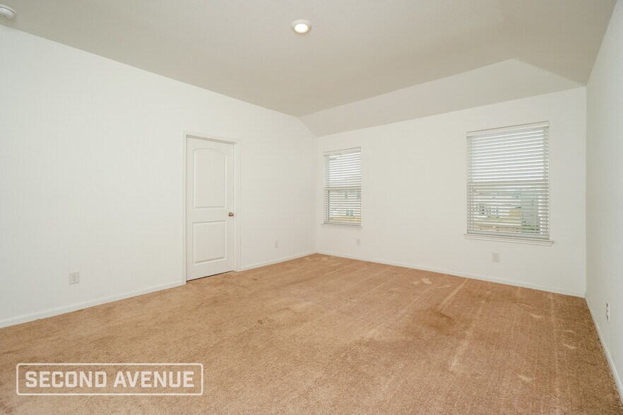 Building Photo - 10919 Lafayette Lp