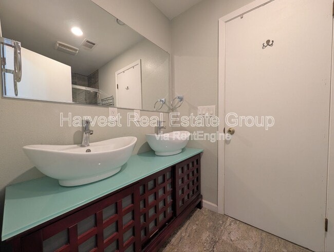 Building Photo - 3266 Santa Isabella Ct