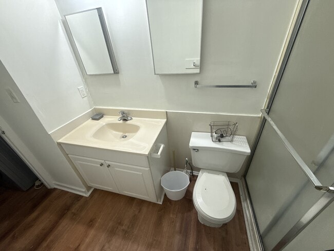 Building Photo - 1009 Hampton St NW