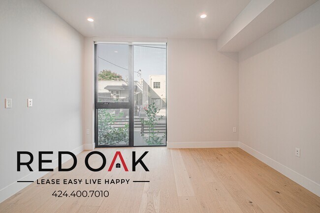 Building Photo - 1415 Reeves St