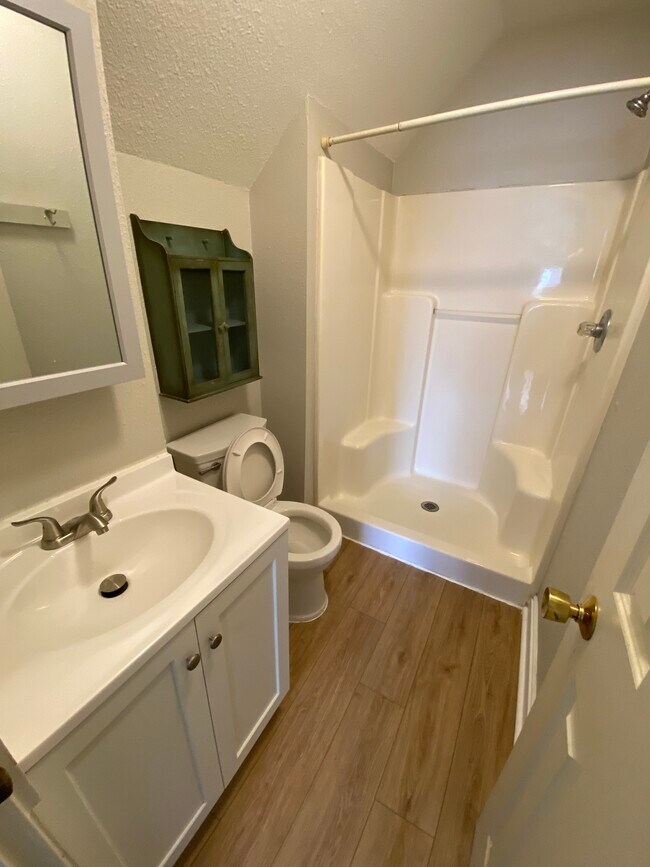 Building Photo - 2901 28th Ave S