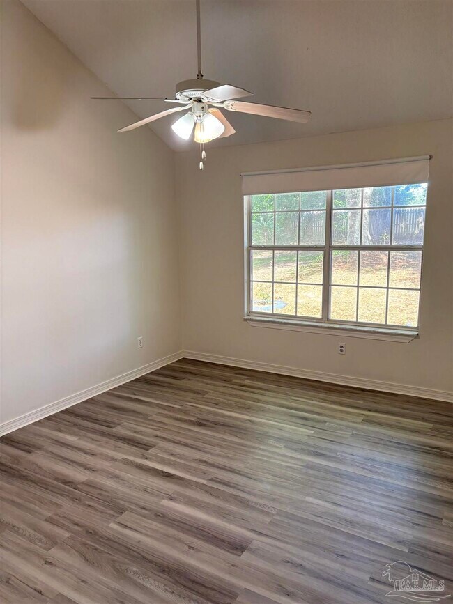 Building Photo - 7145 8 Mile Creek Rd