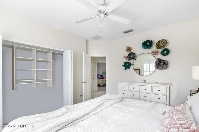 Building Photo - 3139 Ashgrove Rd