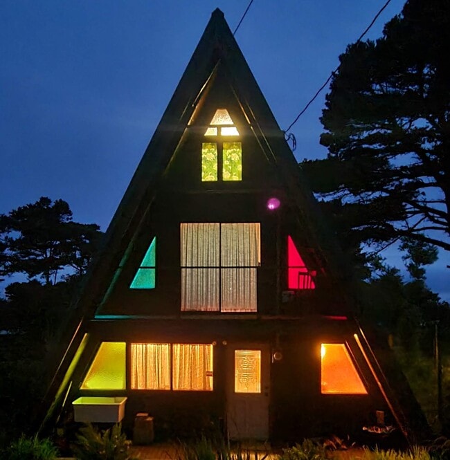 Building Photo - 2780 SW Breakers Dr