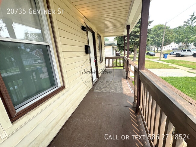 Building Photo - 20735 Gentner St