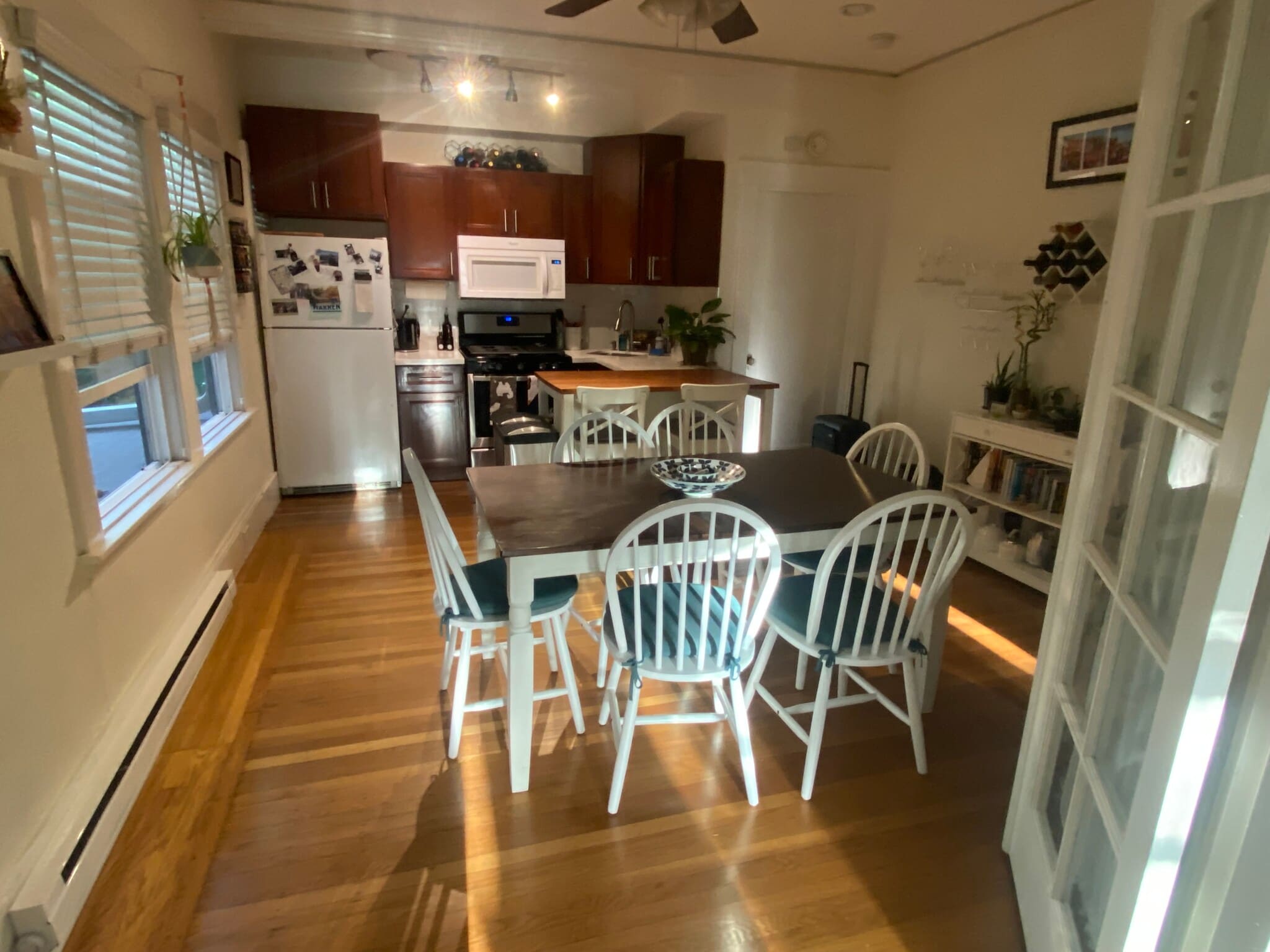 Family Room/Dining Room - 3117 College Ave