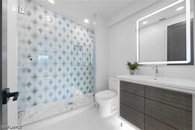 Building Photo - 1836 Harbor Ln