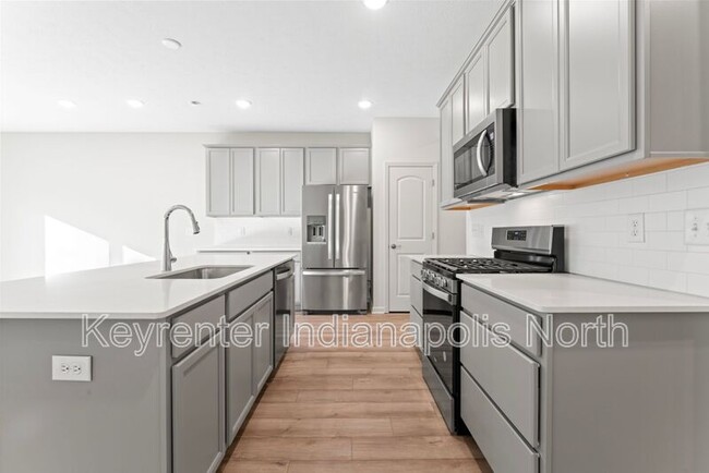 Building Photo - 9738 Behner Dr