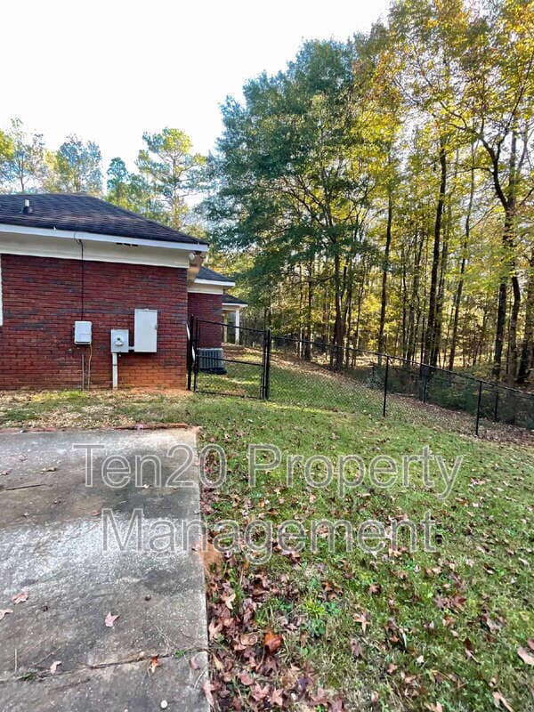 Building Photo - 59 Walnut Ct