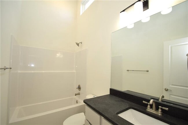 Building Photo - 451 Amethyst Rd