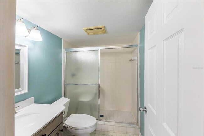 Building Photo - 646 Bird Bay Dr E