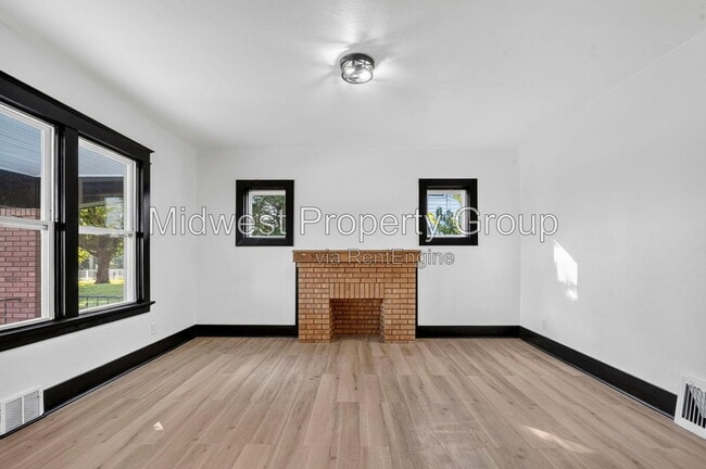 Building Photo - 11560 Old Halls Ferry Rd