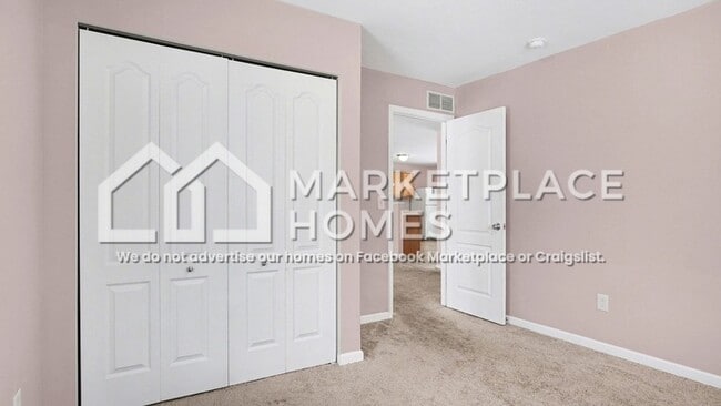 Building Photo - 4648 Quaker Hill Dr SE