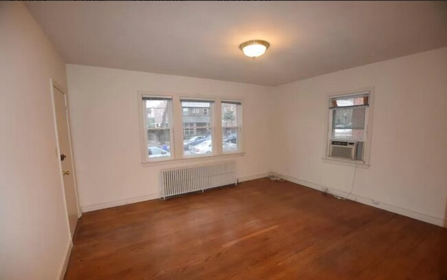 Building Photo - 4515 Avondale St