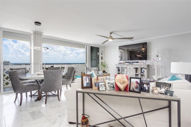 Building Photo - 1200 S Ocean Blvd