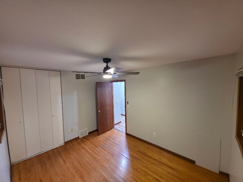 Building Photo - 4440 Vera Cruz Ave N