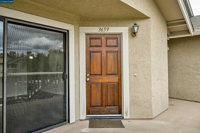 Building Photo - 3659 Crow Canyon Rd