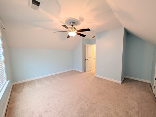 Building Photo - 244 Belclare Way