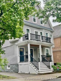 Building Photo - 41 Simpson Ave