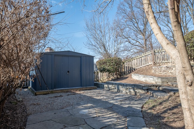 Building Photo - 1407 Leegate Rd NW