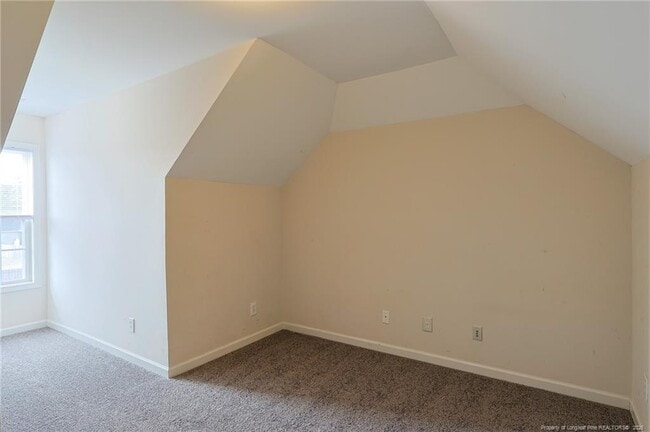 Building Photo - 5725 Azure Dr