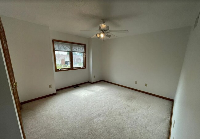 Building Photo - 16134 Silver Shadow Ln