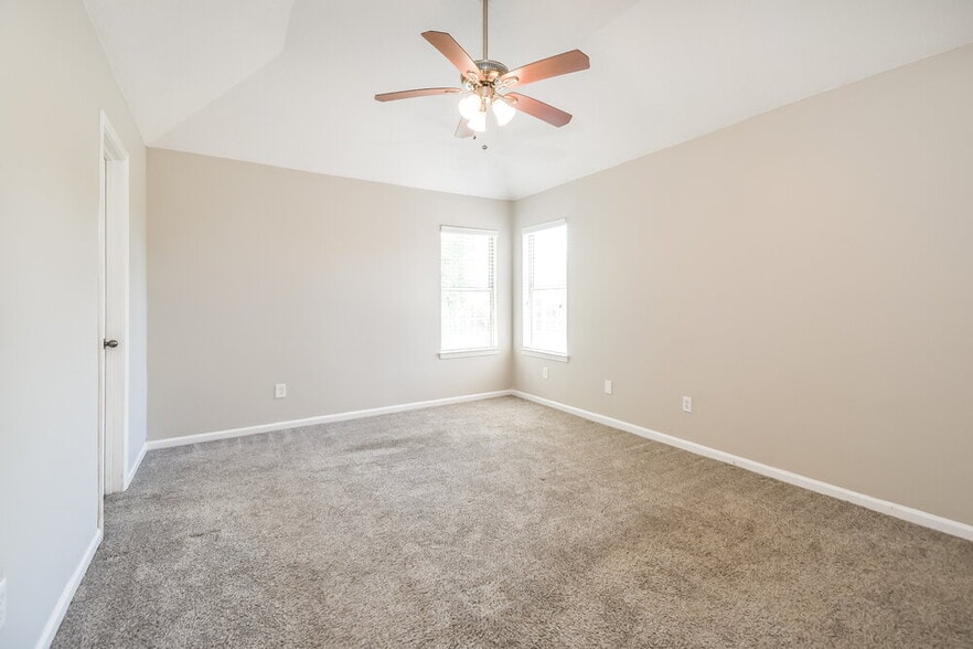 Building Photo - 7340 Durango Dr