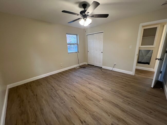 Building Photo - 31 Beach Ln