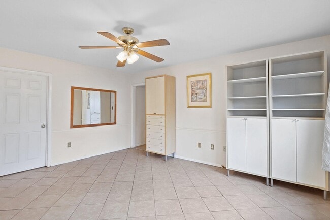 Building Photo - 4228 Pageant Ln