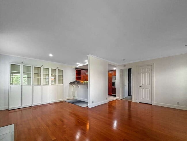 Building Photo - 7422 Seastar Dr