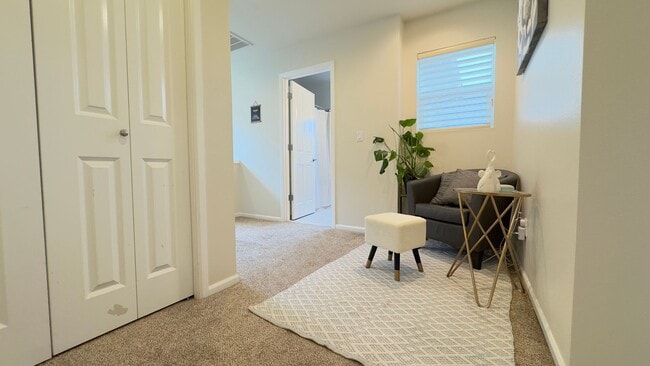 Building Photo - Outdoor Oasis 3 Bedroom Home in Horizon Pointe - Available Jan 1st