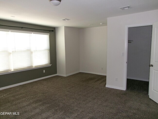 Building Photo - 11361 Hidalgo Dr