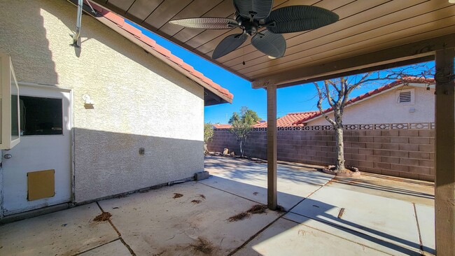 Building Photo - 8525 Del Rey Ave