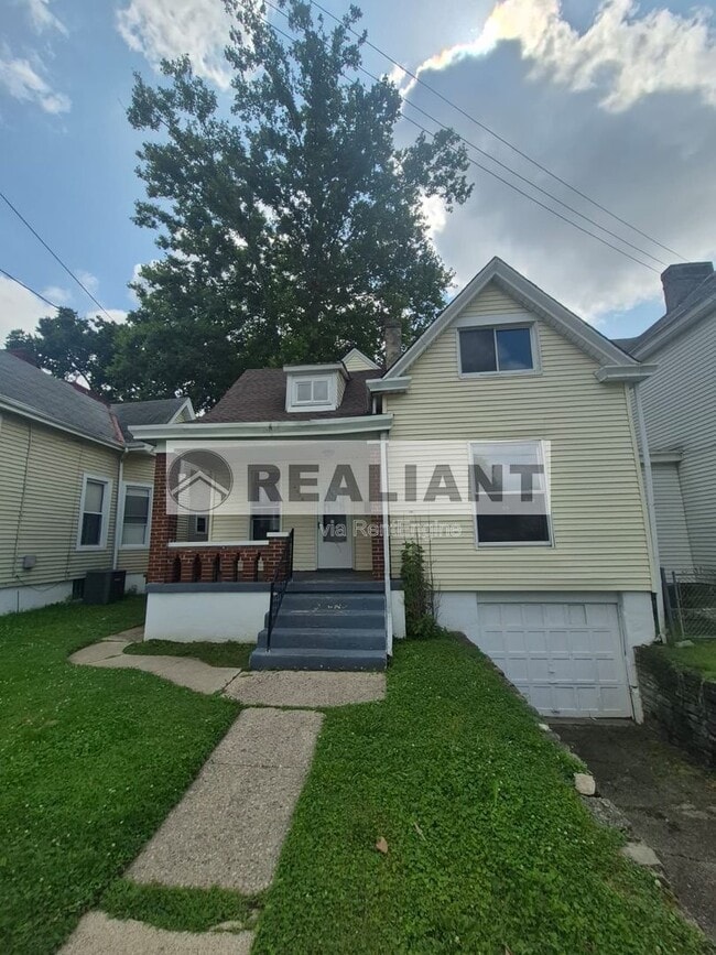 Building Photo - 4516 Huntington Ave