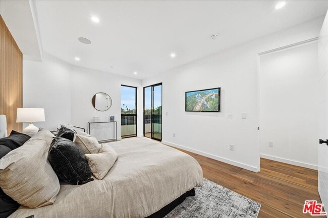 Building Photo - 7309 N Eaton St