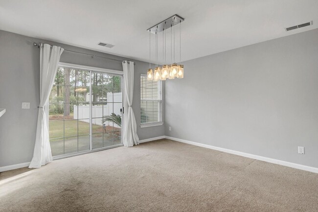 Building Photo - Premier Living With Dual Primary Suites & Community Comforts