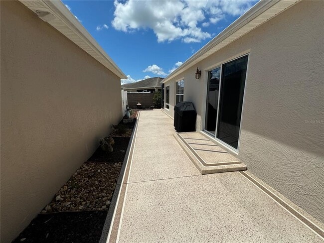 Building Photo - 2272 Vassar Ln