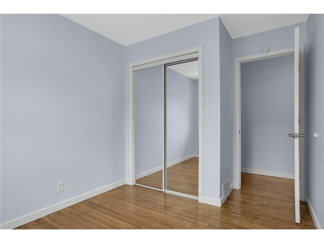 Building Photo - 4949 Jackson St NE