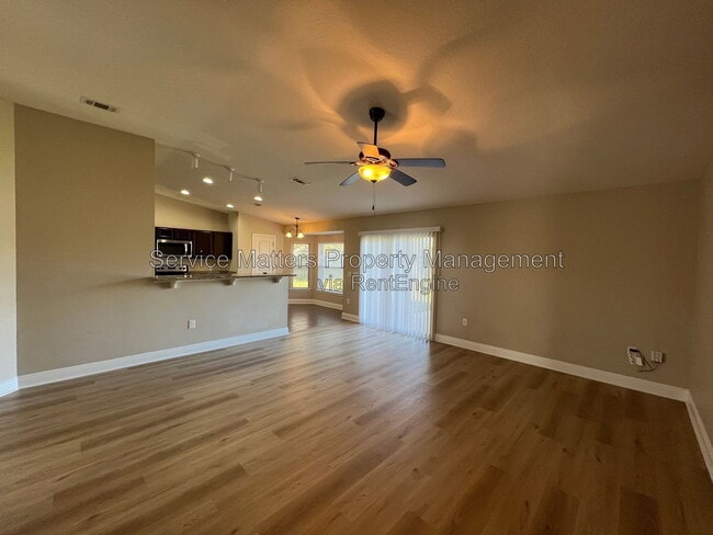 Building Photo - 7045 Harvest Way