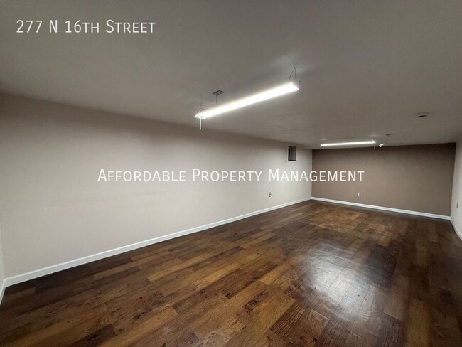 Building Photo - 277 N 16th St