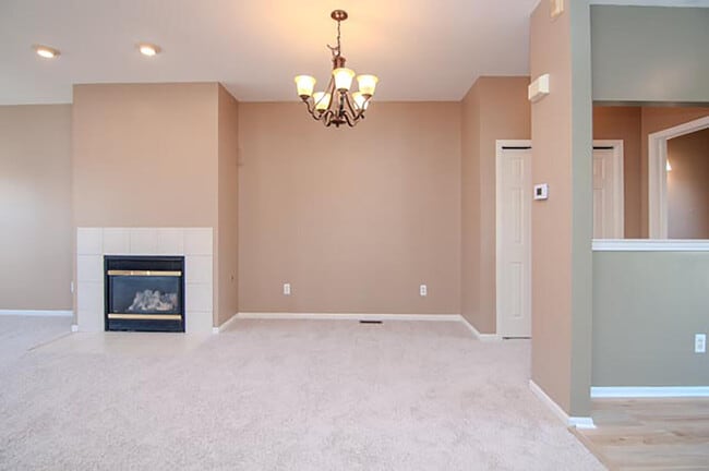 Building Photo - 448 Cherry Orchard Rd